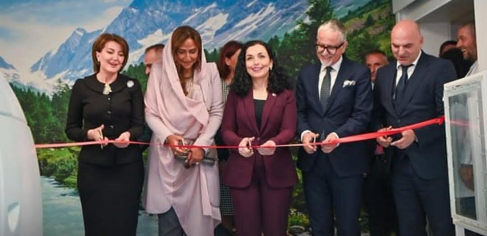 مؤسسة الوليد بن طلال الخيرية تتبرع بـ150 ألف ريال لصالح الجمعية الثقافية ...