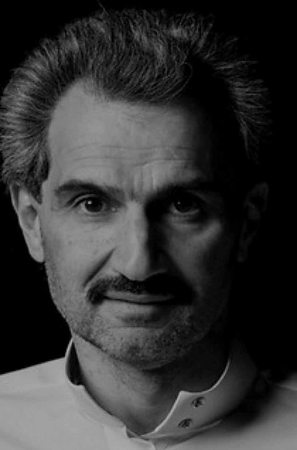 نحن شركاء في سعي الإنسانية لأجل عالم متكافئ الفرص معًا من أجل الإنسان. · نبادر وندعم ونتعاون على مشاريع وحملات خيرية في جميع أنحاء العالم لنفيد الإنسانية بكل